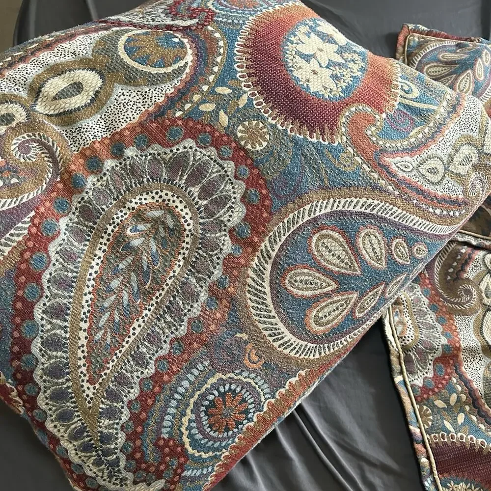 EUC Pier 1 Imports Earth Tones Paisley floral King Comforter Shams Retired